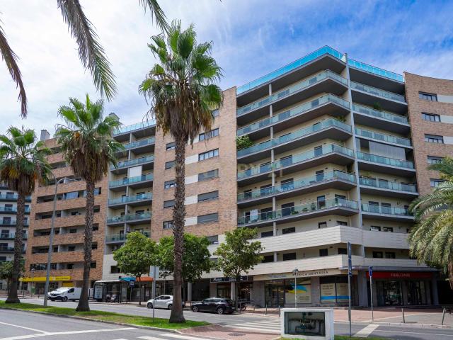 Moderno T1 com BOX nas Colinas do Cruzeiro, Odivelas
