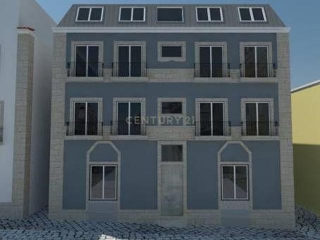 Moderno T2 em Setúbal ao pé da Avenida Luisa Todi