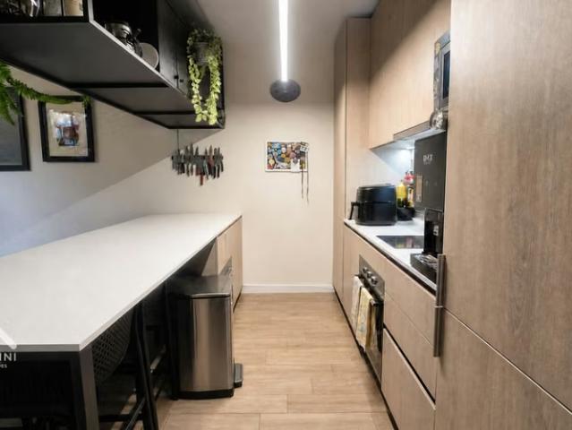 Moderno Townhouse con vista al Costanera Center | 2 dormitorios por 10690.00 en Providencia