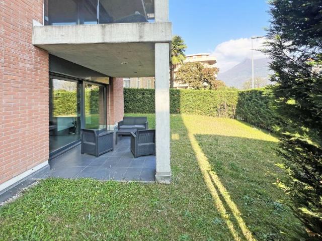 MODERNO 3.5 LOCALI DI 140 MQ CON GIARDINO PRIVATO A MASSAGNO