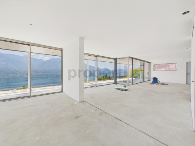 Moderno 4.5 locali appartamento con ampio balcone, Brione sopra Minusio