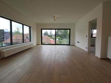 Moderen en lichtrijk appartement in Roeselare