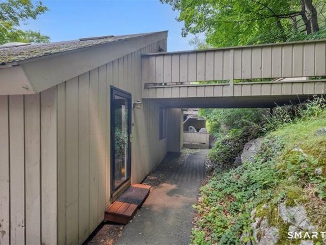 Mohawk Trl Unit,guilford, Condo For Sale