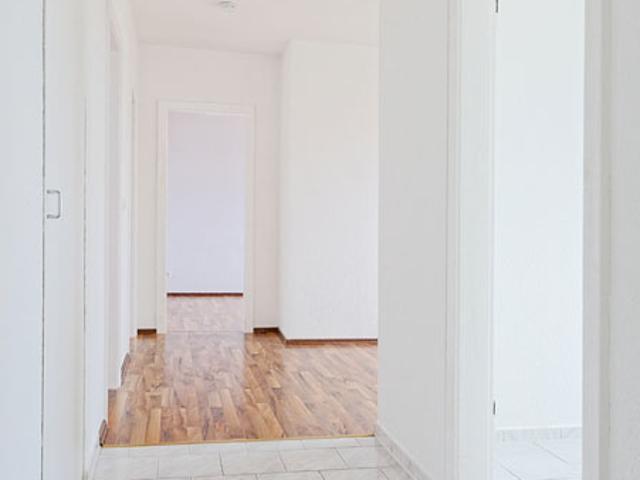 Möhlkamp 23, 6 R Großzügige 3 Zimmer Wohnung mit Loggia und Aufzug!