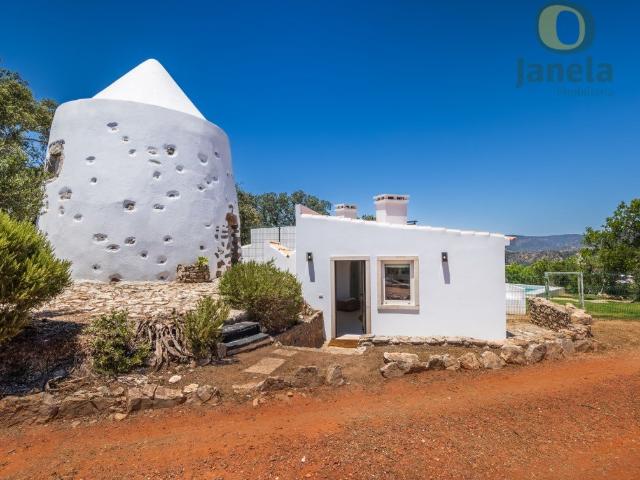 Moinho com casa, piscina e terreno com 12.200m2, em São Brás. 120m² São Brás De Alportel