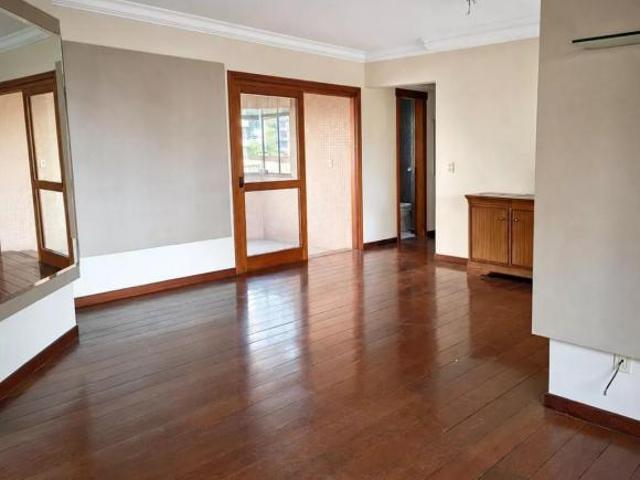 MOINHOS IMOBILIÁRIA vende apartamento 179m² no Mont&apos Serrat AP855