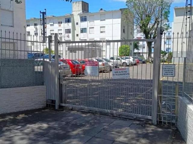 MOINHOS IMOBILIÁRIA vende junto a Cel. Massot AP833