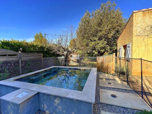 Moissac Bellevue – Maison avec piscine proche Gorges du Verd. 115m² Moissac Bellevue