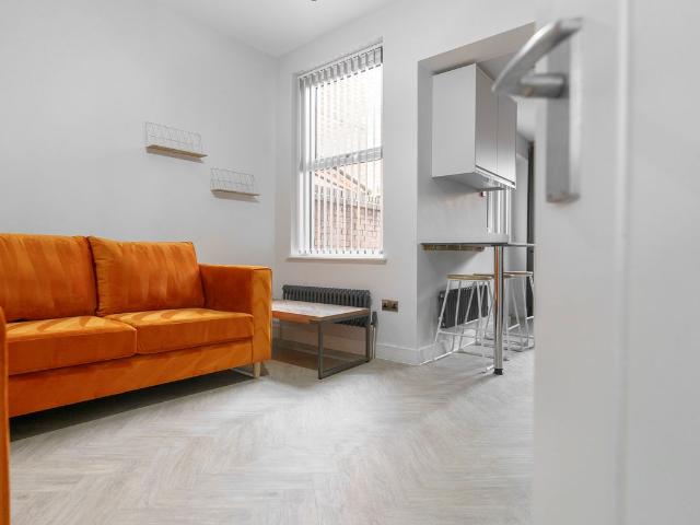 Molyneux Road, Kensington, Liverpool L6, 5 bed shared accommodation to rent, £3,034 pcm | PrimeLocation