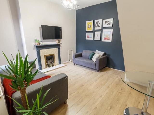 Molyneux Road, Knowledge Quarter, Liverpool, L6 9HZ, United Kingdom | 4 bed house for rent #135185879 | Rentberry