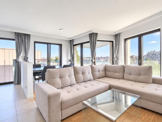 Molenbeek 2 Slaapkamers Terras