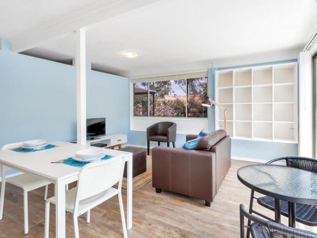 MOLENDINAR 1 BEDROOM RETREAT *furnished