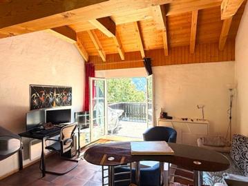 MOLESON | WOHNUNG 3,5 Stil Doppelhaus