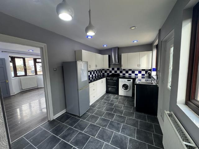 Molesey Road, Walton On Thames KT12, 2 bed semi detached house to rent, £1,750 pcm | PrimeLocation