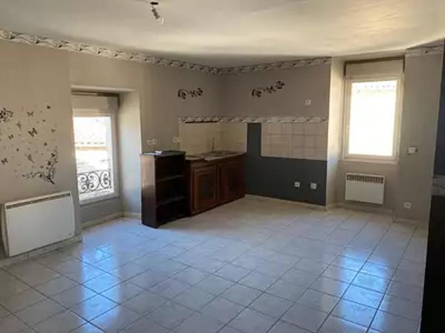 Molières sur Cèze 30410 Location appartement 3 pièces t3 balcon