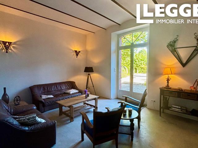 Molières sur Cèze GARD Maison en pierre bien rénovée beaucoup de lumière, caractère et espace extérieur