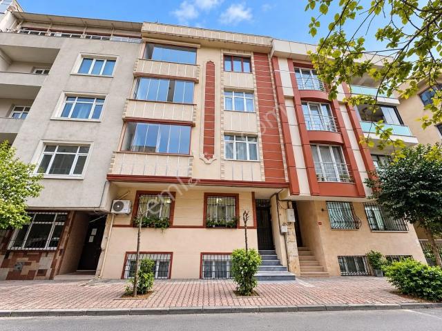 Molla Team Bayrampaşa Yıldırım Mah. Ali Fuat Başgil Caddesi'ne 3 Dk Yürüme Mesafesinde 2+1 Satılık