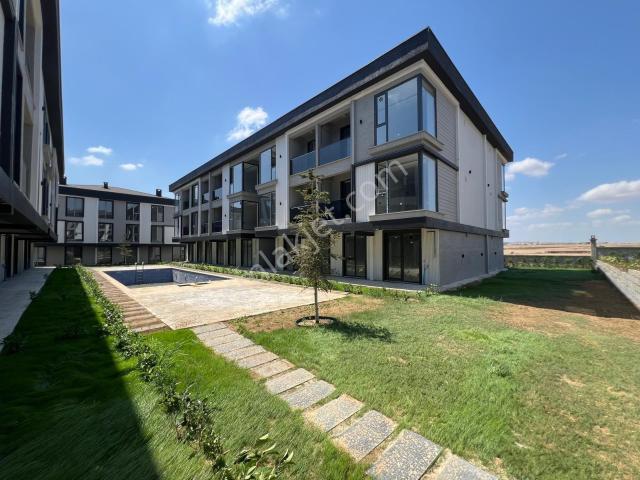 Molla Team'den Satılık 1+1 Havuz Cepheli 40 M2 Daire