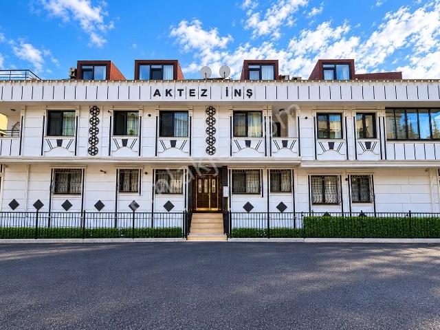 Mollateamden Alibeyköy Merkezde Ultra Lüxs 4+2 Çatı Dublex Satılık Daire