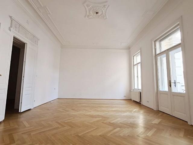 MÖLLWALDPLATZ, U1 Nähe, 133 m2 Altbau mit Loggia, 3 Zimmer, Extraküche, Wannenbad, Parketten, 1. Liftstock