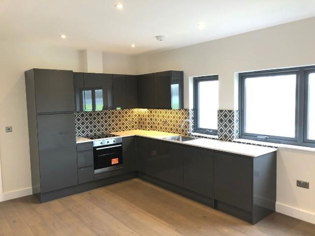 Molly Millars Lane, Wokingham RG41, 1 bed flat to rent, £1,050 pcm | PrimeLocation