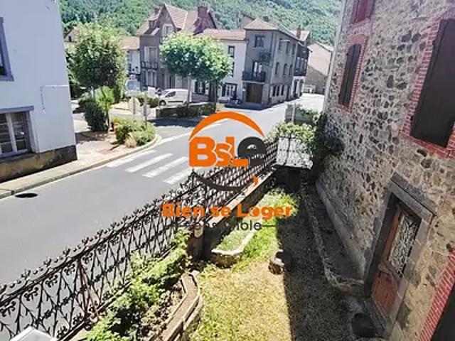Molompize 15500 Achat / Vente maison 3 pièces t3