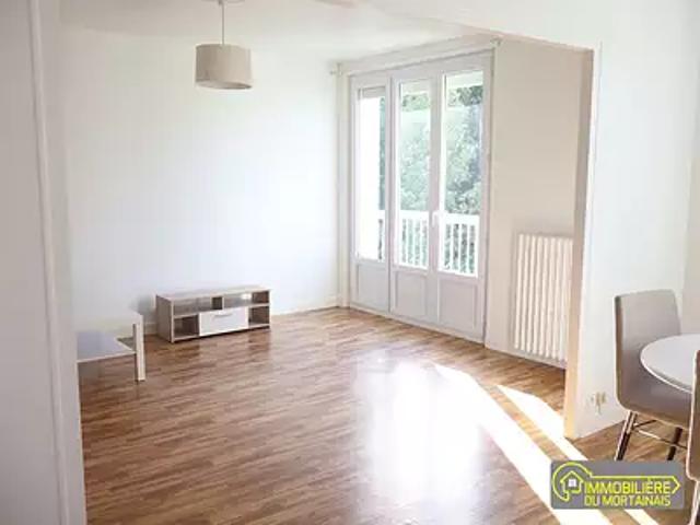 Mortain Bocage 50140 Achat / Vente appartement 2 pièces t2 au dernier étage