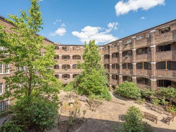 Mortimer Crescent, Kilburn, London NW6, 2 bed flat to rent, £1,950 pcm | PrimeLocation