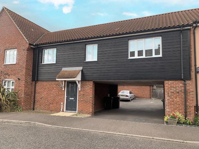 Mortimer Road, Bury St. Edmunds IP32, 2 bed maisonette to rent, £1,650 pcm | PrimeLocation