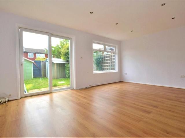 Mortlake Close, Croydon, CR0