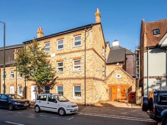 Mortlake High Street, Mortlake, London SW14, 1 bed flat to rent, £1,975 pcm | PrimeLocation