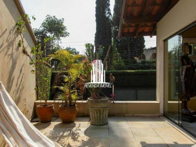 Morumbi Casa Assobradada com 400m² 4 dormitórios, 3 suítes, 6 banheiros e 4 va