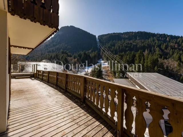 MORZINE Chalet skis aux pieds