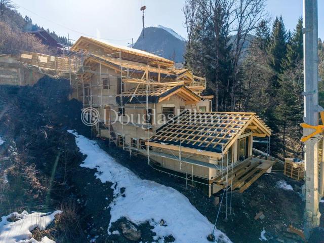 Morzine – Demi chalet neuf de 4 chambres 120m² Morzine Avoriaz