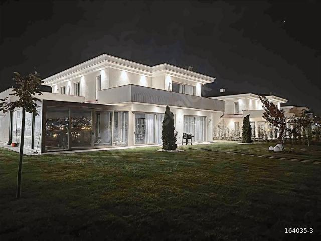 Mora Manzara iskanlı oturum başlamış son 4 villamız