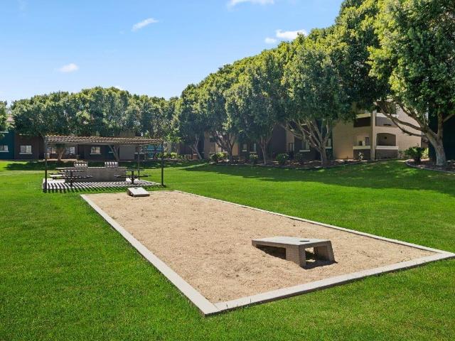 Morada Rise 2 Bedroom Apartment for Rent at 6751 W Indian School Rd, Phoenix, AZ 85033
