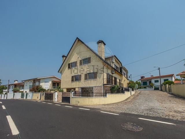 Moradia, Muro