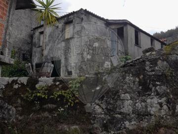 Moradia, Macieira de Cambra