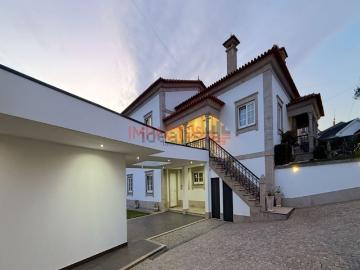 Moradia, Macieira de Rates