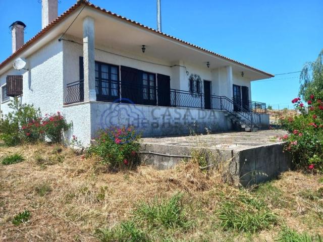 Moradia, Madalena e Beselga