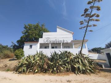 Moradia, Madalena e Beselga