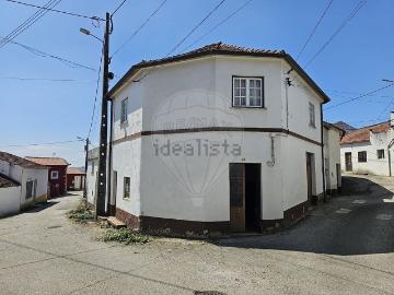 Moradia, Madalena e Beselga