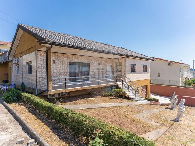 Moradia, Margaride Santa Eulália Várzea Lagares Varziela Moure