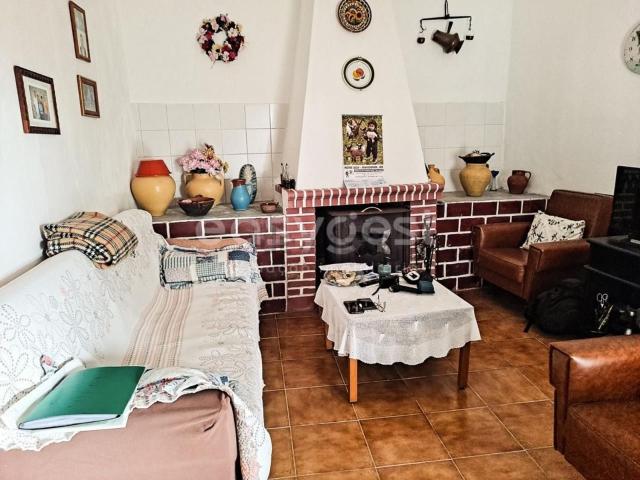 Moradia, Martim Longo
