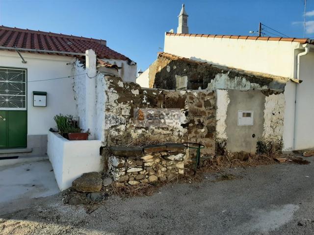 Moradia, Martim Longo