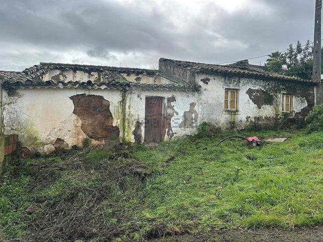 Moradia, Martim Longo