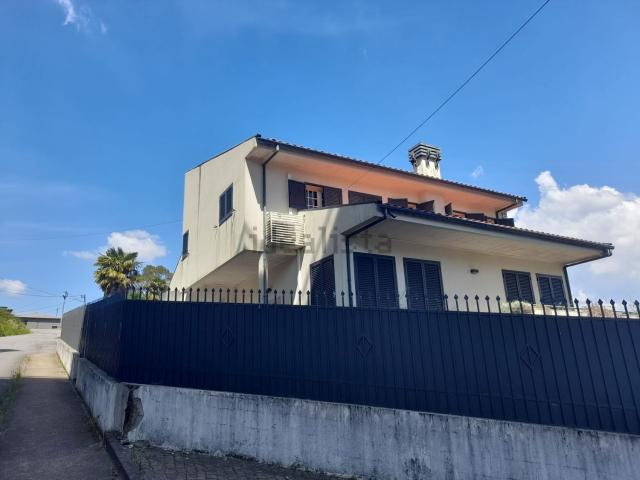 Moradia, Mesão Frio