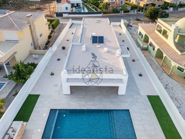 Moradia, Mexilhoeira Grande