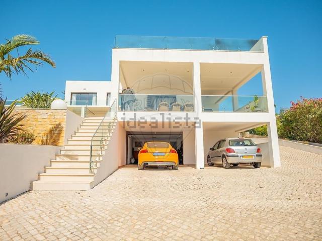 Moradia, Mexilhoeira Grande