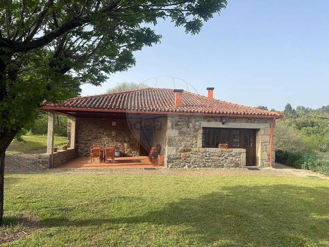 Moradia, Milhazes Vilar de Figos Faria